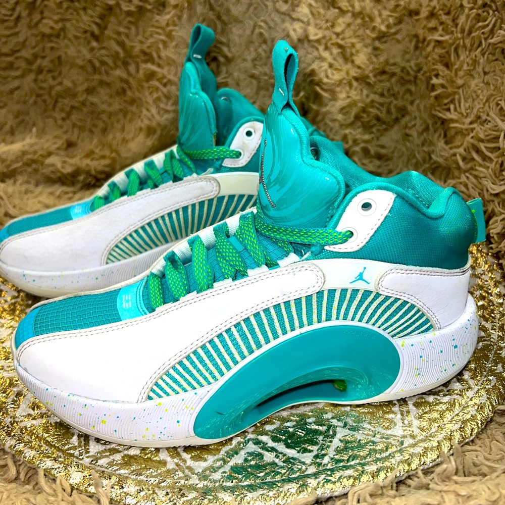 Nike Air Jordan DJ3009-100 US 5.5 White/Green/Jade Lace Up Guo Ailun sneakers